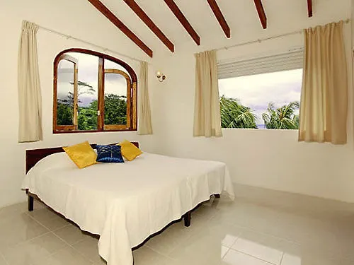 La Residence Baie Lazare  0*, Baie Lazare (Mahe)