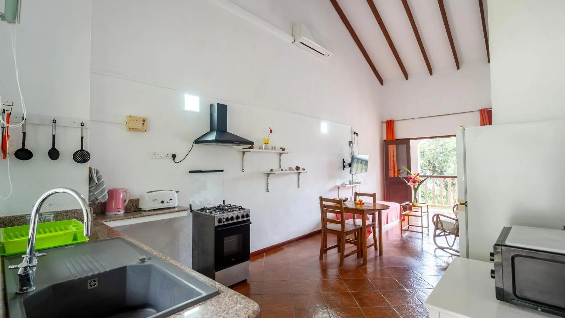 La Residence Baie Lazare  0*, Baie Lazare (Mahe) Seychelles