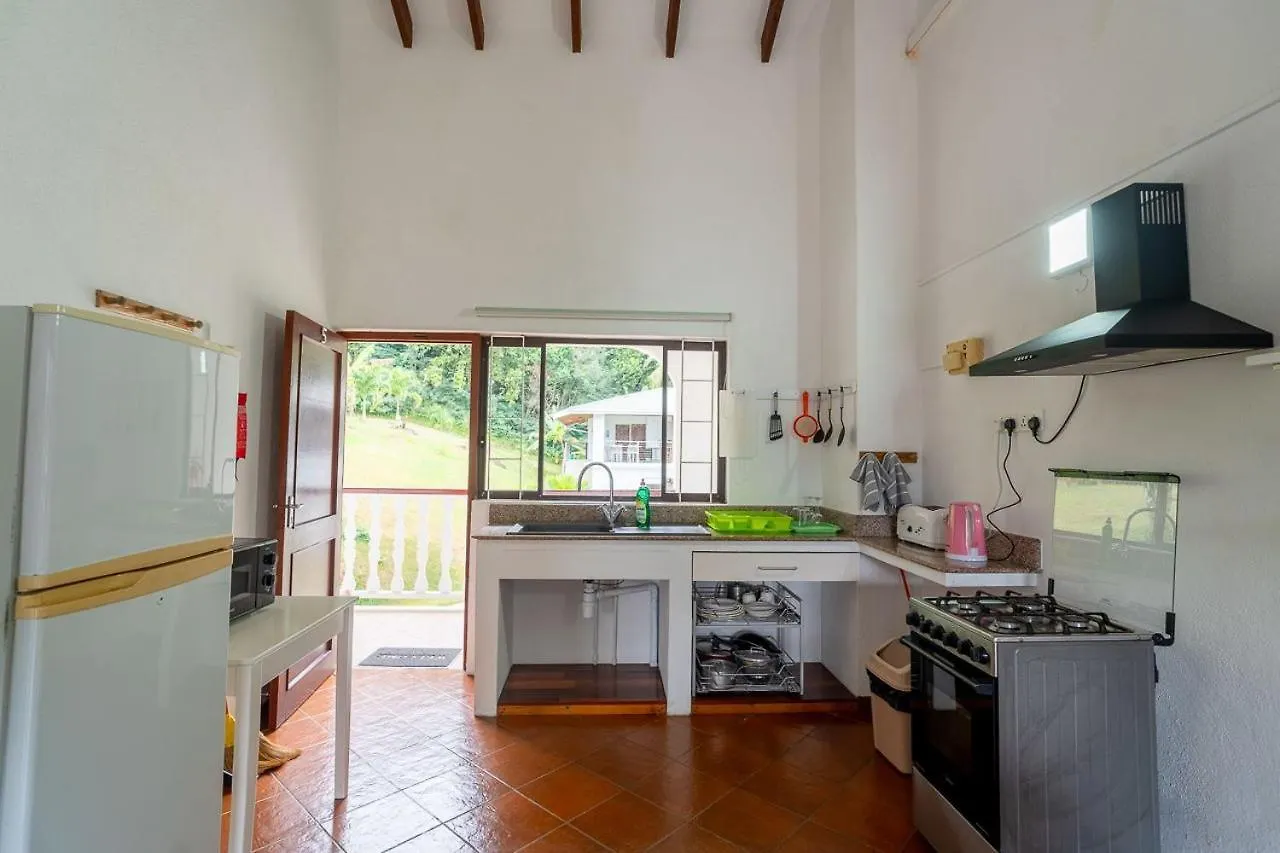 Apartment La Residence Baie Lazare