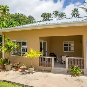 Apartment Beau Bassin, Baie Lazare (Mahe)