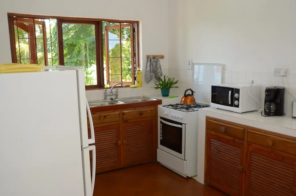 La Residence Baie Lazare  Apartment